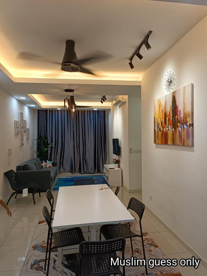 Qaisara D'Savanna Homestay@Southville City Bangi Εξωτερικό φωτογραφία