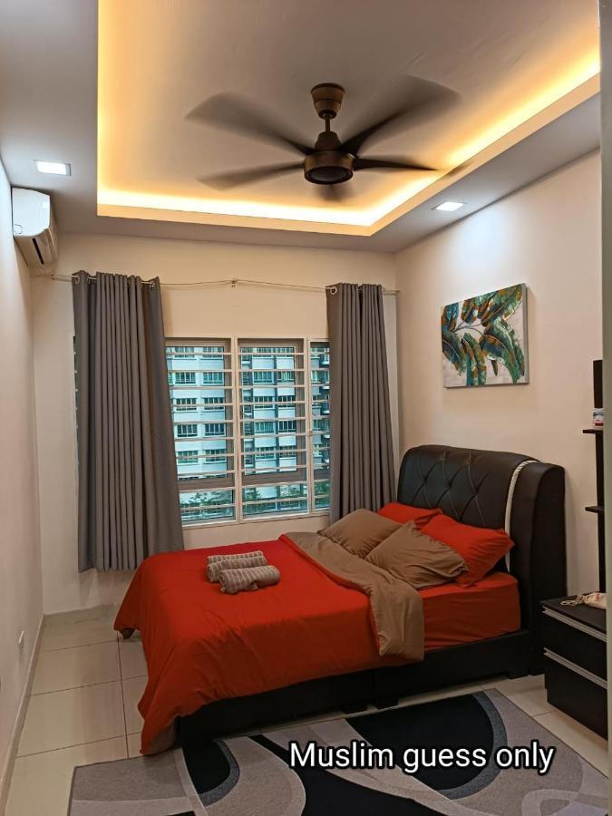 Qaisara D'Savanna Homestay@Southville City Bangi Εξωτερικό φωτογραφία